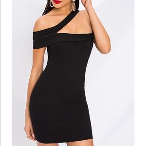 superdown linda assymetric bodycon